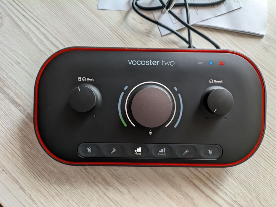 Focusrite Vocaster Two aудіоінтерфейс