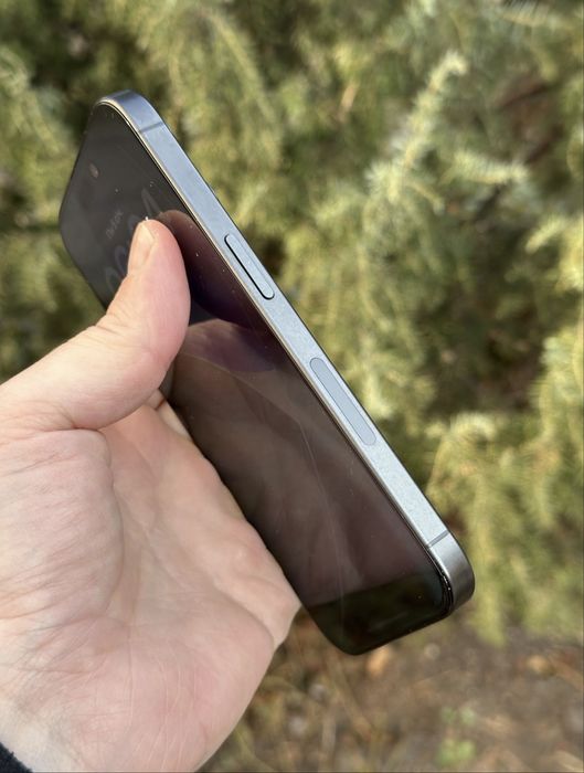 Продам Iphone 15 PRO 128 GB