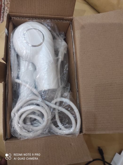 Відпарювач для одягу Raven EPA003