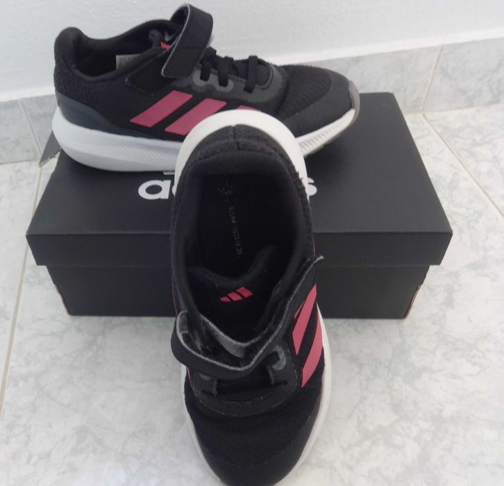 Ténis Marca Adidas Run Falcon Tam 33