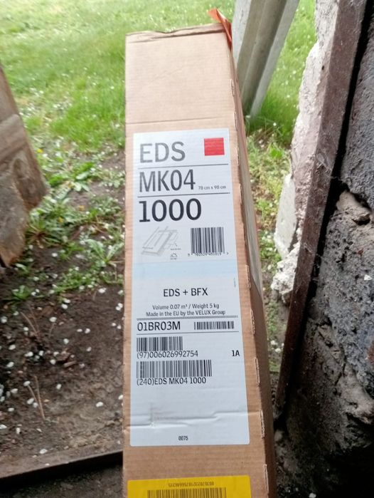 Opierzenie do okna dachowego