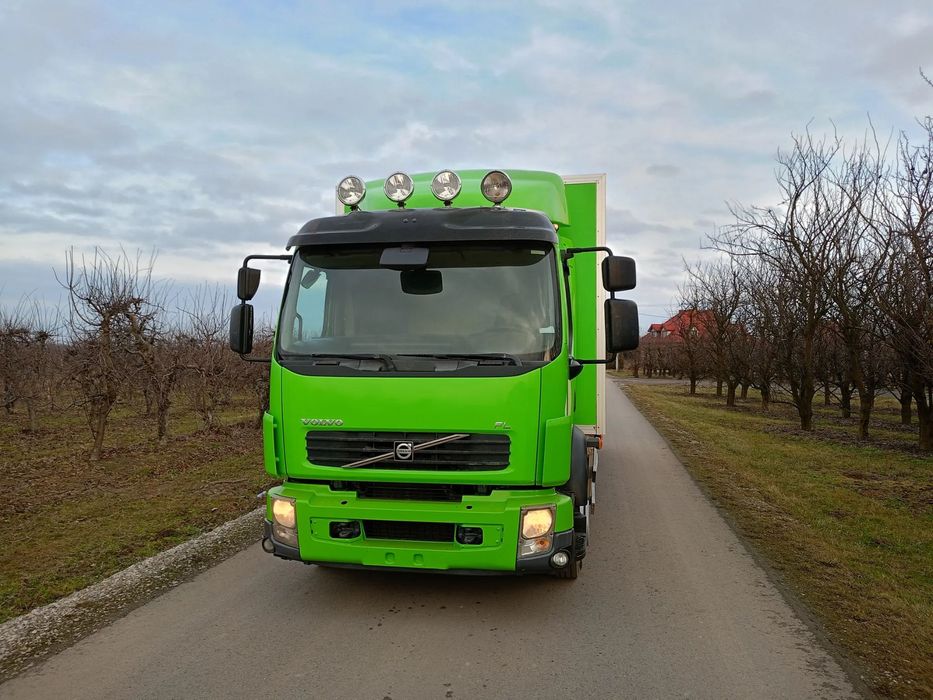 Volvo FL  Volvo Fl Swieżo sprowadzony stan bardzo dobry.