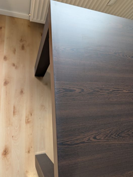 Piękny brązowy stół Red Apple nierozkładany +6 krzeseł