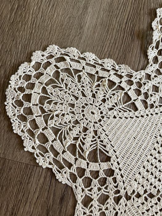 Naperon e barra de crochet