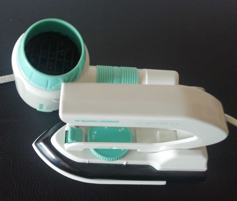 Ferro de engomar e secador de cabelo de viagem Black & Decker