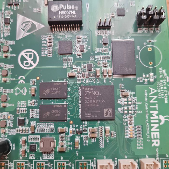 Лот 5 шт- Xilinx Zynq-7000-SoC,где ARM-процессор+FPGA в одном чипе.