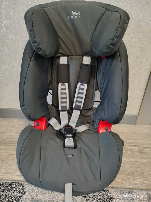 Автокрісло 9-36 кг britax remer