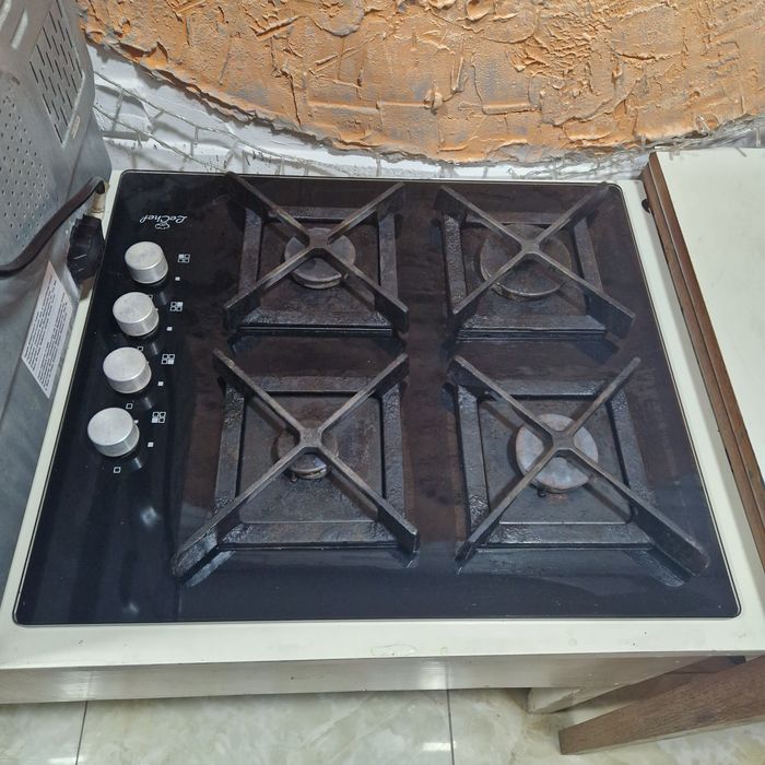 Варочьна Поверхня  Le Chef