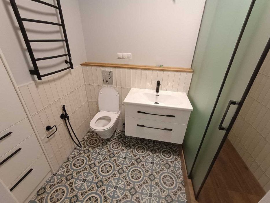 3 кімнатна Туманяна 15а Русанівка метро Лівобережна VIP ремонт 143мкв