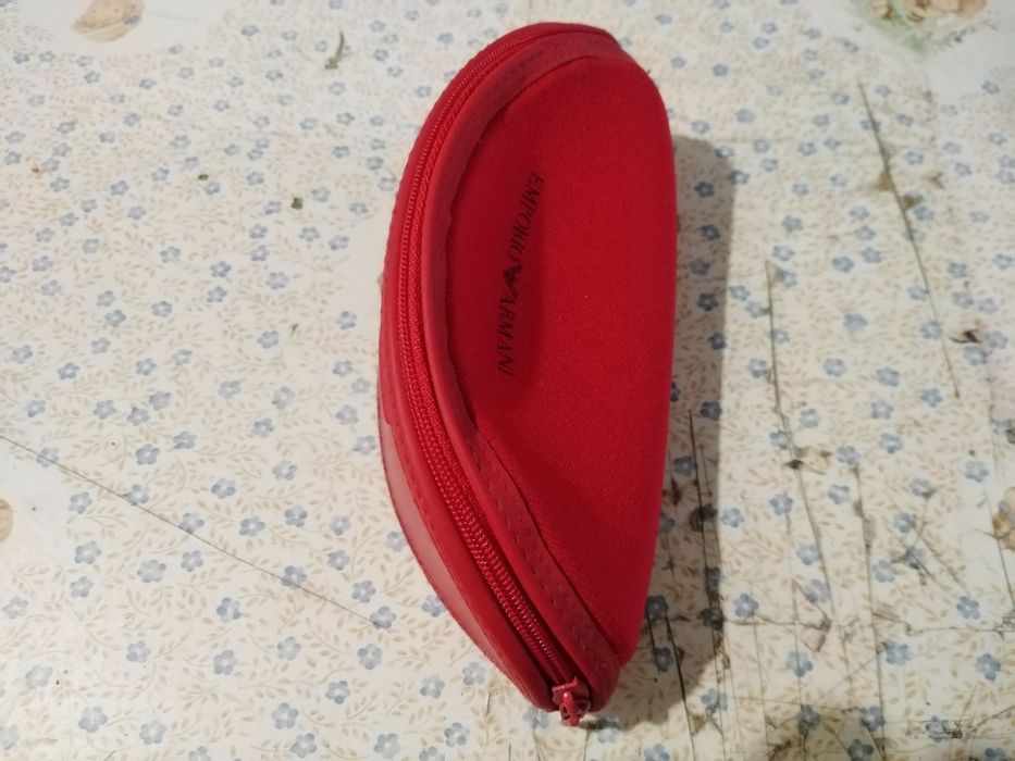 Vendo caixas de óculos bom estado