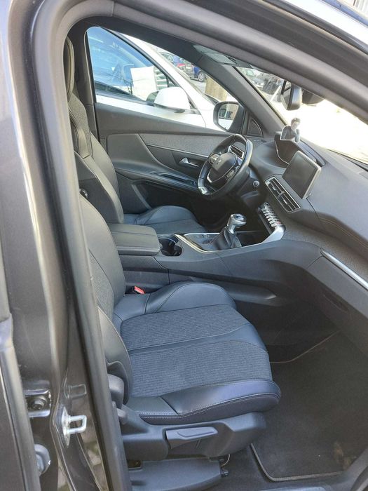 peugeot 5008 GT line 7 lugares