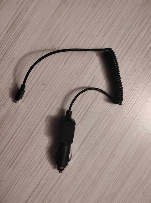 Ładowarka samochodowa All-Ride 12/24V, złącze micro USB