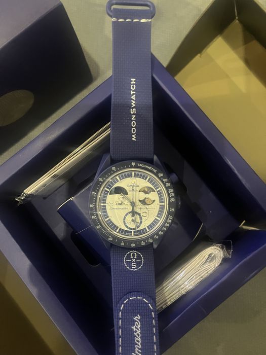 Relógio omega x swatch mission to earthphase gold