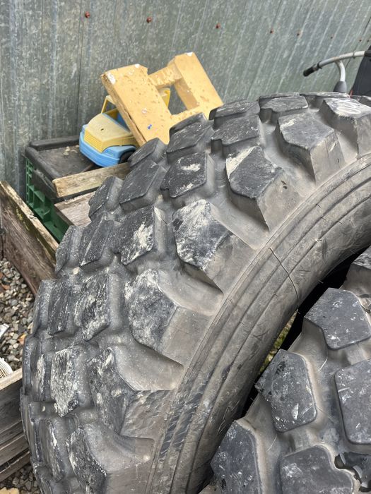 Колеса Камаз урал395 85r20 КамАЗ як нові