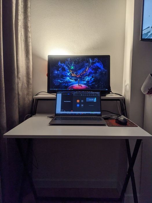 Компʼютерний стол складний