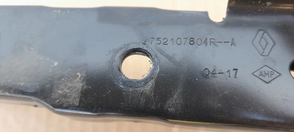Renault Megane 4 IV 752107804r belka górna pasa przedniego