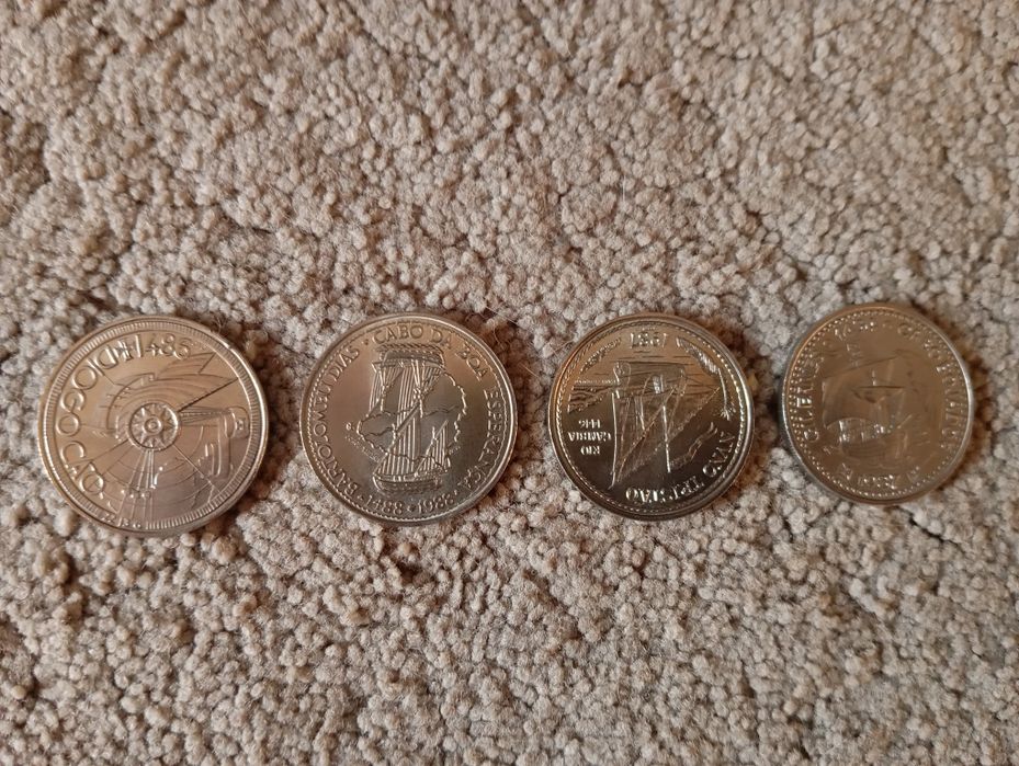 Lote 4 Moedas 100 Escudos Descobrimentos (I Série) – Excelente Estado