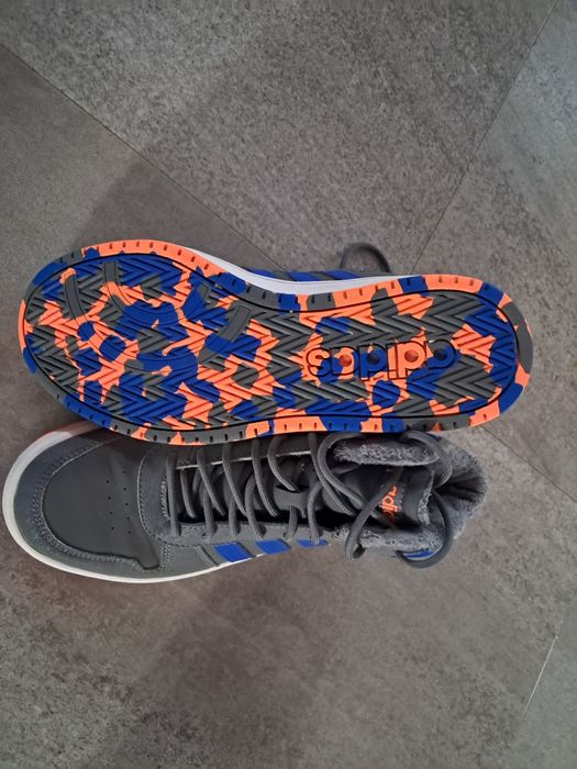 Buty Adidas na zimę rozmiar 38