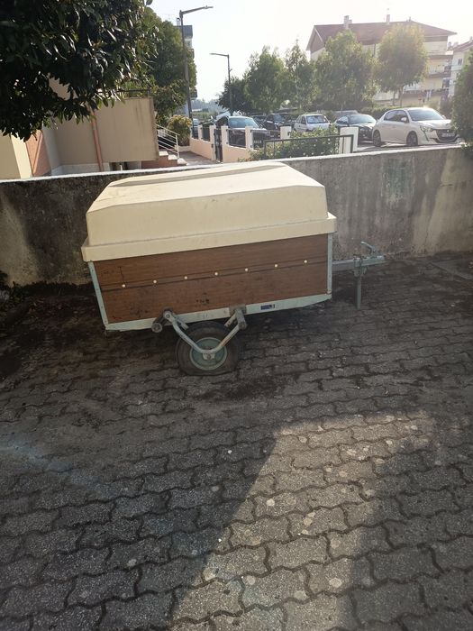 Atrelado erka usado
