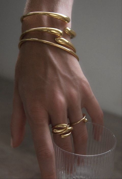 Трендові браслети