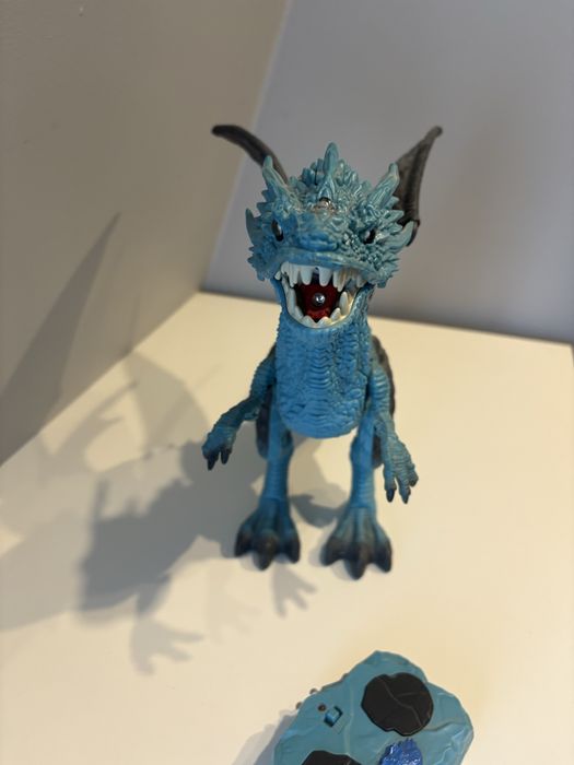 Smok interaktywny chodzący