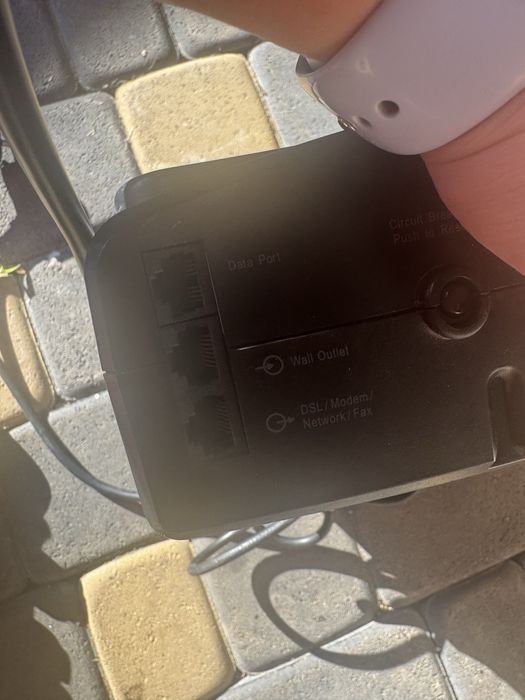 Безперебійник (Источник бесперебойного питания)