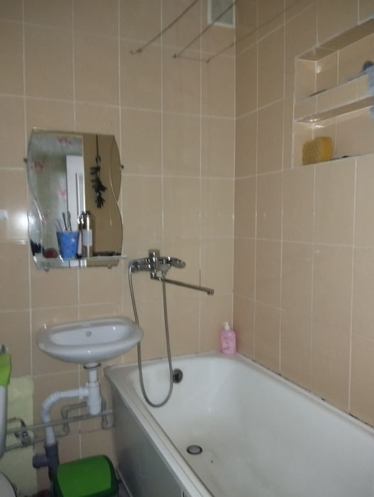 Срочно  затишну 1к квартиру у центрі Нової Водолазі