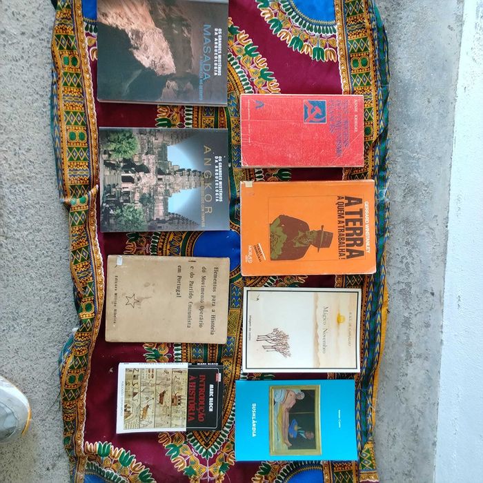 Livros Usados Clássicos, Direito, História