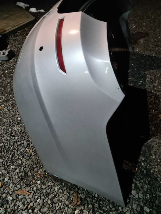 zderzak tylny tył pod PDC BMW F11 354 srebrny titsnsilber