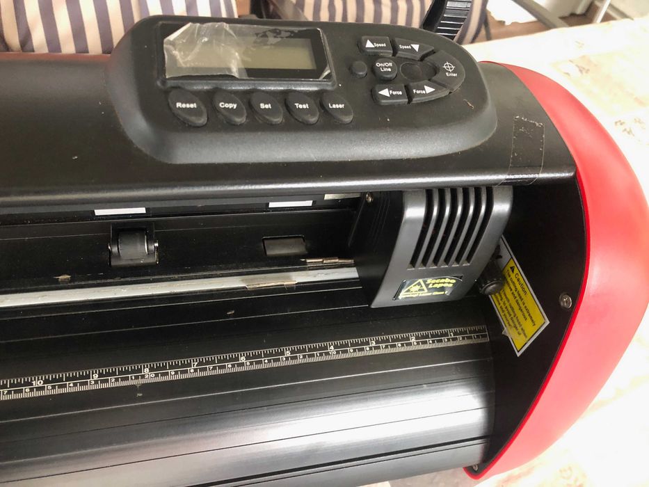 Plotter corte a motor marca Secabo