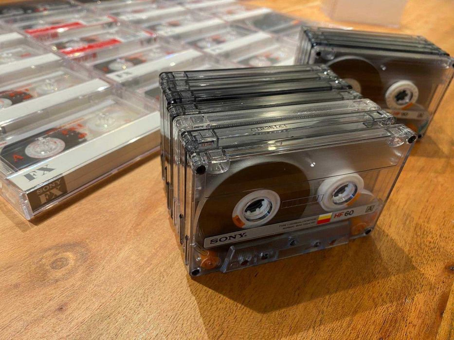 30 cassetes de gravação de áudio, novas.