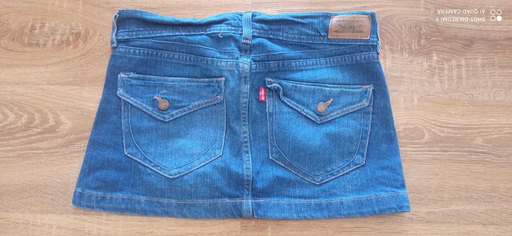 Spódniczka jeansowa Levi’s Levis rozmiar 7, używana, dobry stan