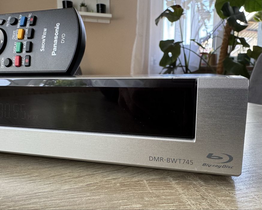 Panasonic DMR-BWT745 #Nagrywarka DVD Blu-Ray HDD #500 GB #HDMI #2x USB