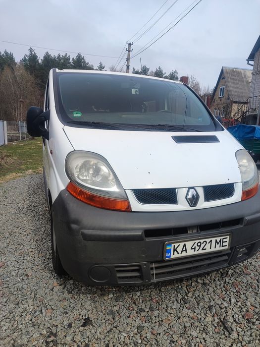 Рено Трафік Renault Traffic 2.5