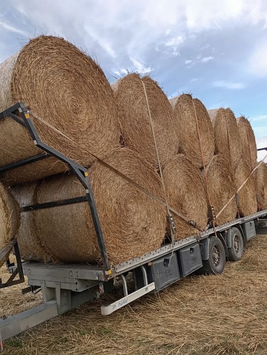 Sprzedam słomę z transportem