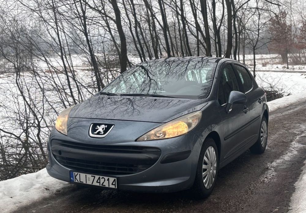 Śliczny Peugeot 207-1,4 benzyna-137 tys km-IGŁA-klima