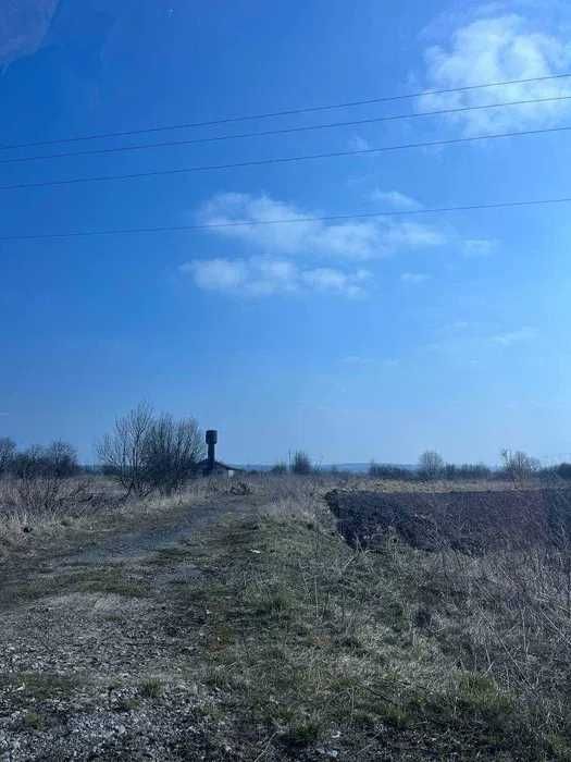 Продаж земельної ділянки площею 4Га с.Пшеничники , вул.Петрикова