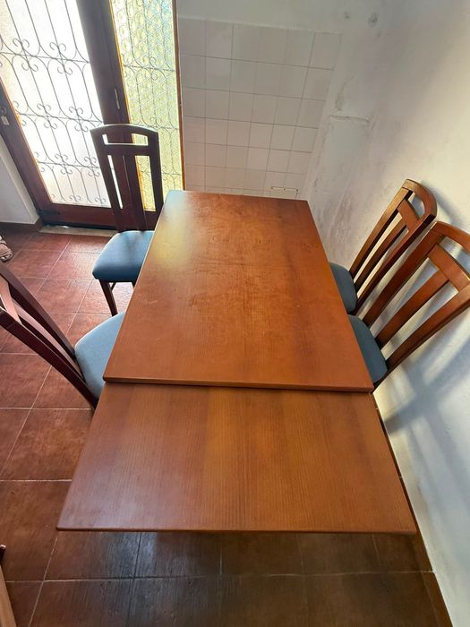Mesa de sala de jantar extensível + 6 cadeiras
