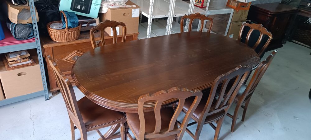 Mesa com cadeiras madeira maciça