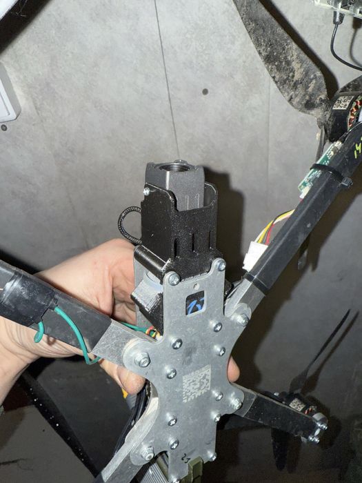 Продам дрон з тепловою камерою