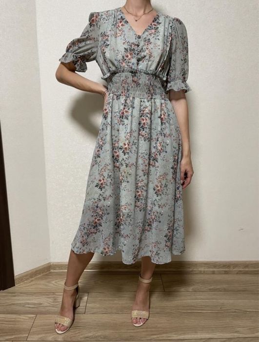 Вечірня сукня