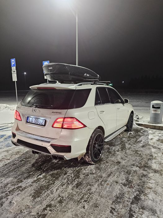 Thule Box Dachowy Motion XT XL Black Glossy + poprzeczki Thule WINGBAR EVO