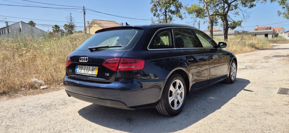 Audi A4 Avant 2.0TDi 143cv de 2011 NACIONAL
