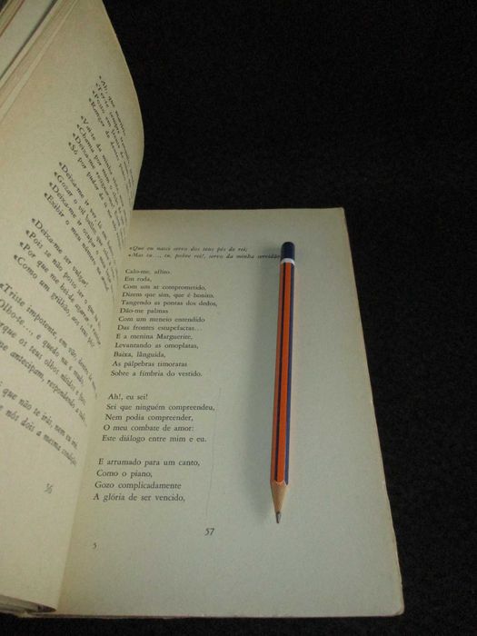 Livro As Encruzilhadas de Deus José Régio