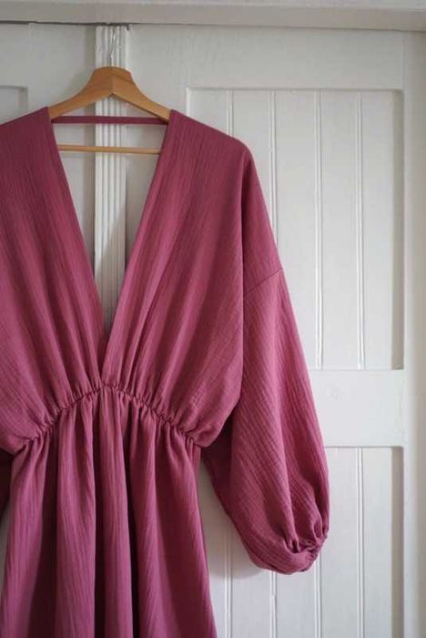 Muślinowa sukienka midi odkryte placy w stylu Peniche The odder side