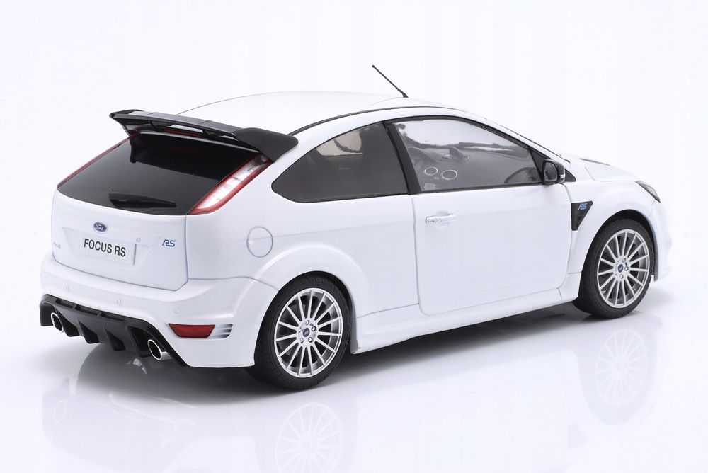 Solido Ford Focus RS MK II 2009 White 1:18 S1813102