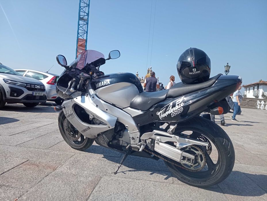 Yamaha thunderace 1000 ano 2000 com 42000 klm