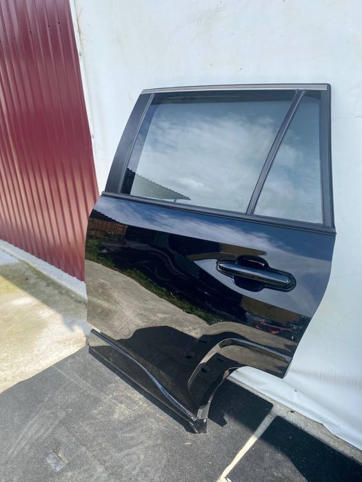 Двері задні ліві Toyota Rav4 2019-2024