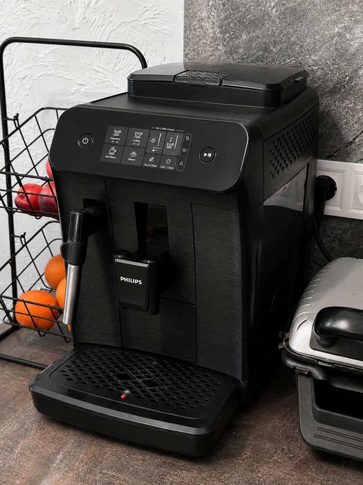 Автоматична кавоварка Philips Series 800 EP0820 зернова домашня еспресо машина для дому капучино