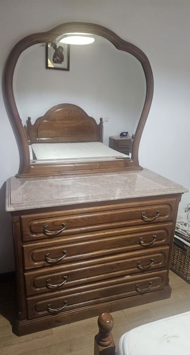 Mobilia de quarto madeira maciça